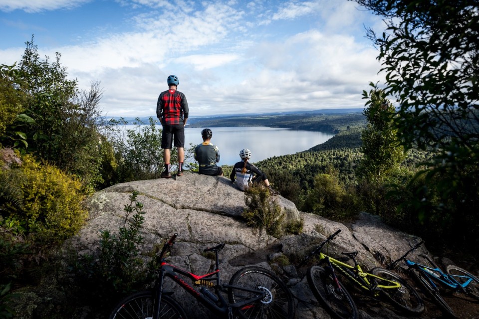 Great Lake Trails Kawakawa Bay credit Cam MackenzieLake Taupo 1728 v2